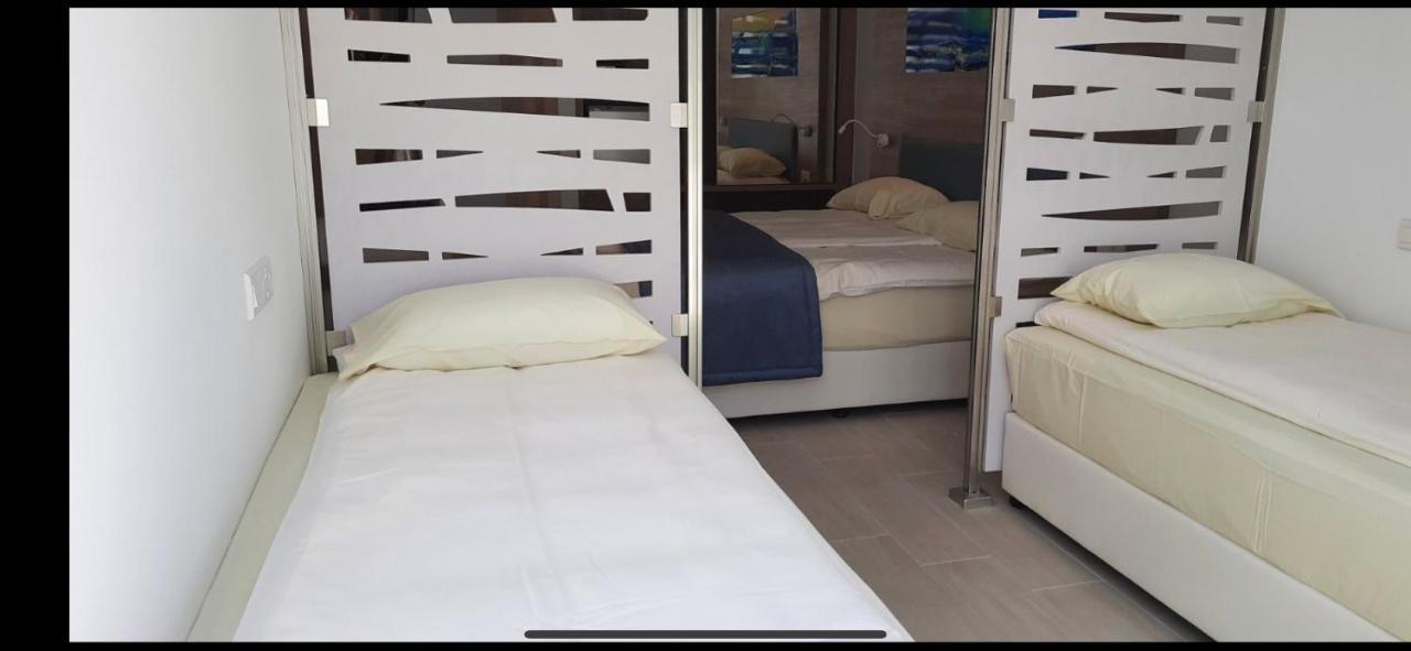 Karousos Beach Rooms ไอยานาปา ภายนอก รูปภาพ
