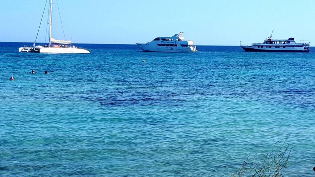 Karousos Beach Rooms ไอยานาปา ภายนอก รูปภาพ